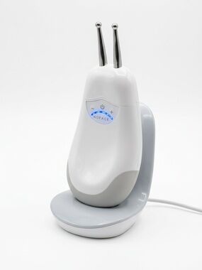 NuFACE Trinity Facial Toning Device ELE Wrinkle Reducer White Chrome Standard